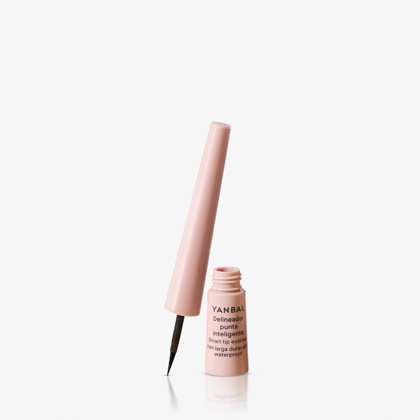 Yanbal Delineador Punta Inteligente Negro Mate 2.5ml